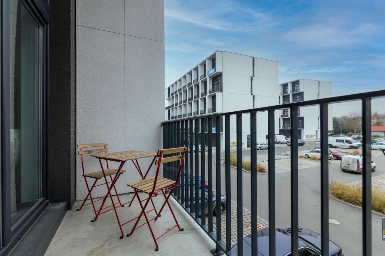 Studia Przy Lotnisku Od Wroclawapartament-Pl Kültér fotó
